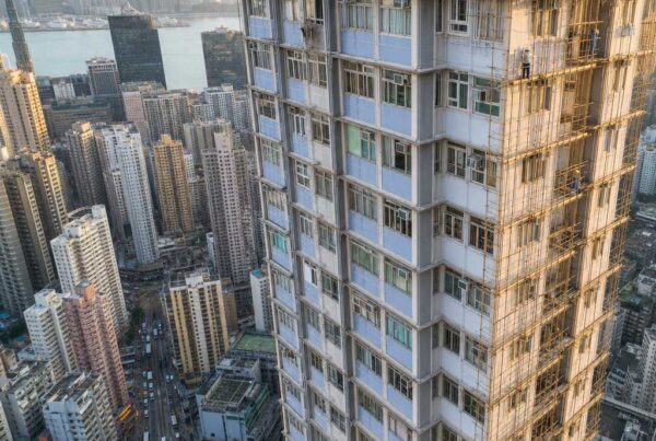 大廈內大規模搭棚工程 高層住宅鋁窗高空維修安全措施 搭棚腳手架